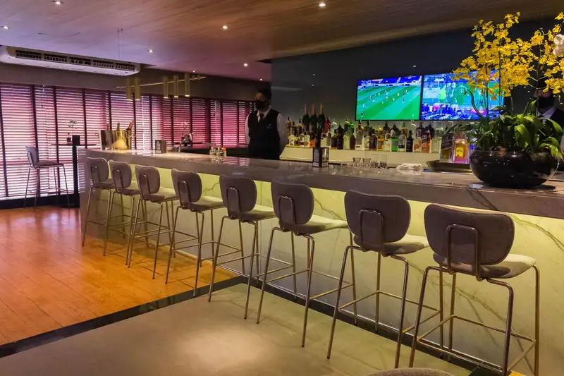 Coco Bambu Lago Sul: bar